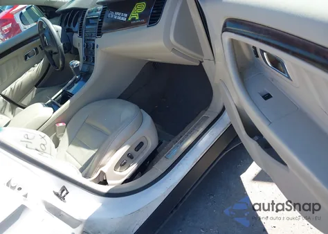 2011 Ford Taurus Limited z USA, uszkodzony, nr VIN 1FAHP2FW0BG190484